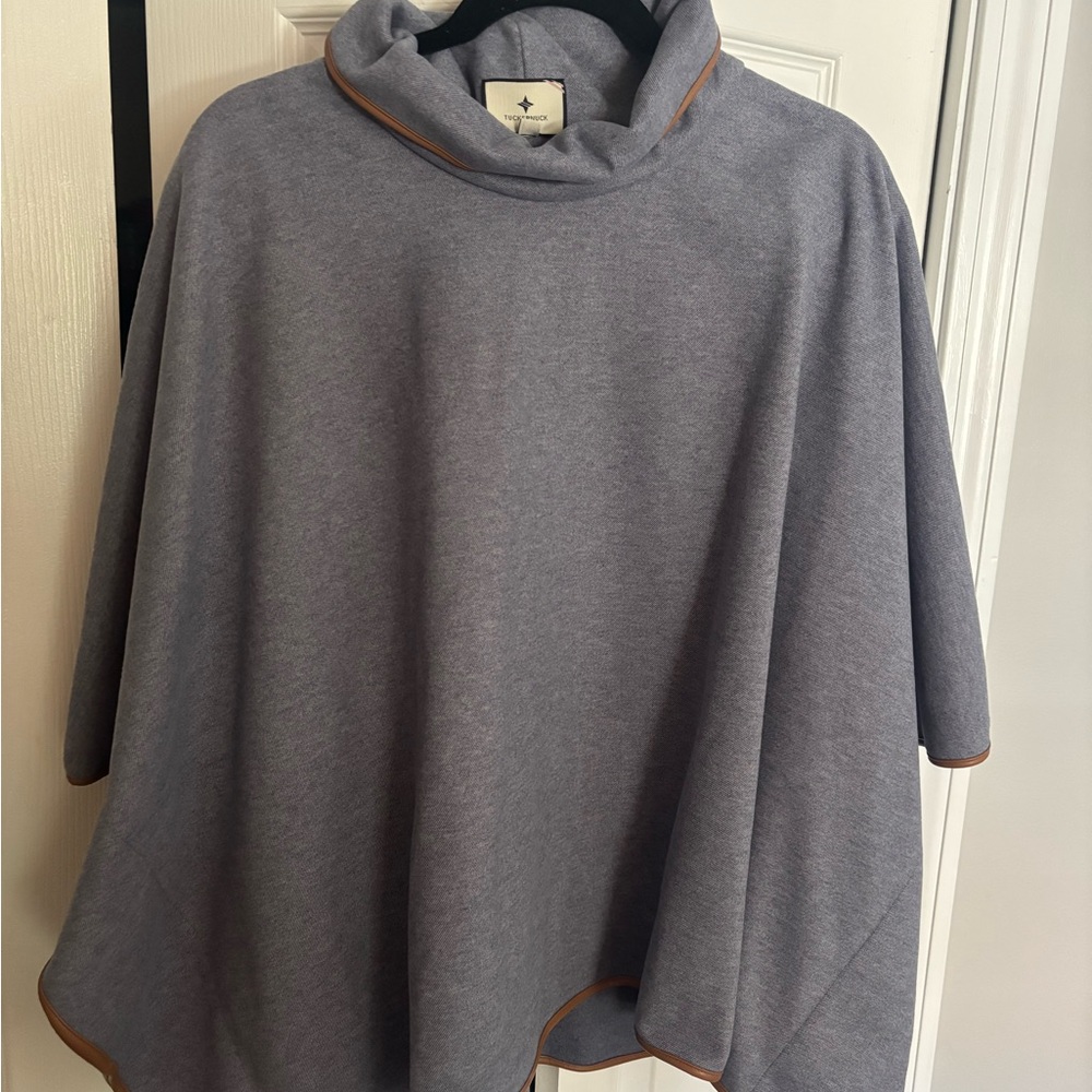 Tuckernuck Gray Poncho with Brown Trim